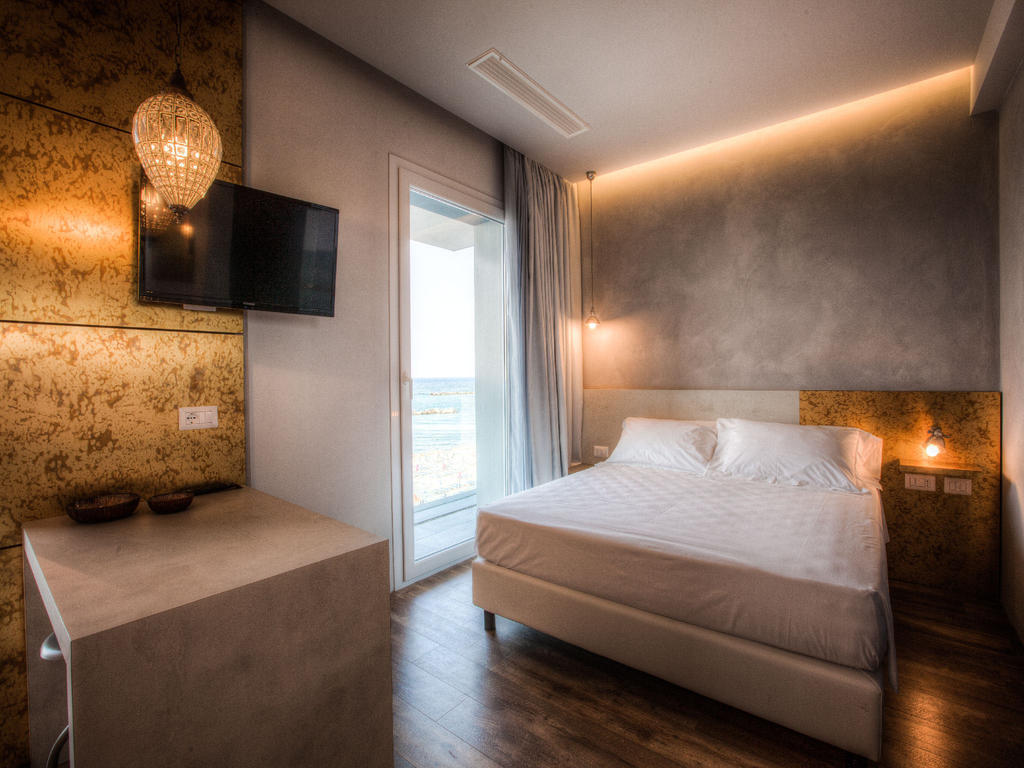 Bell Suite Hotel Bellaria-Igea Marina Eksteriør bilde
